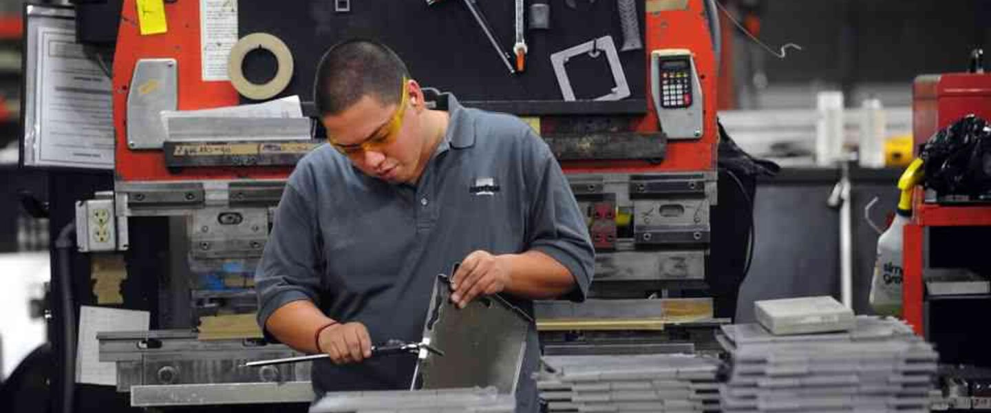 Georgia has created over 11,000 manufacturing jobs in the last 39 months Georgia has created over 11,000 manufacturing jobs in the last 39 months
