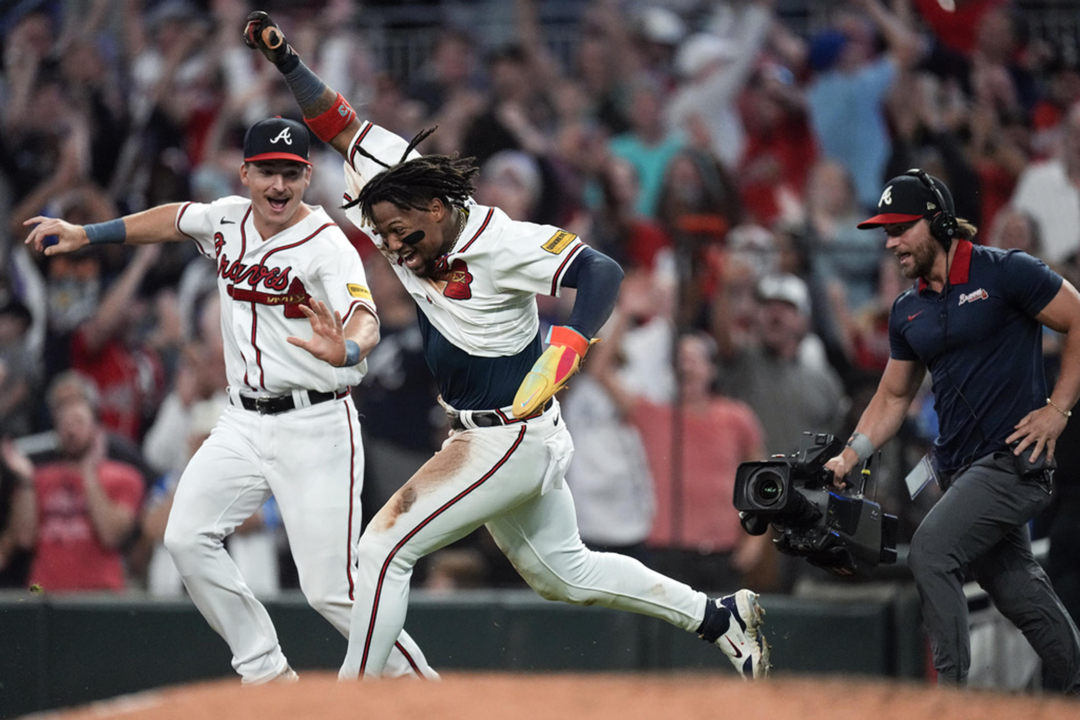 Stealing the show: Acuña leads speedsters seeking October impact