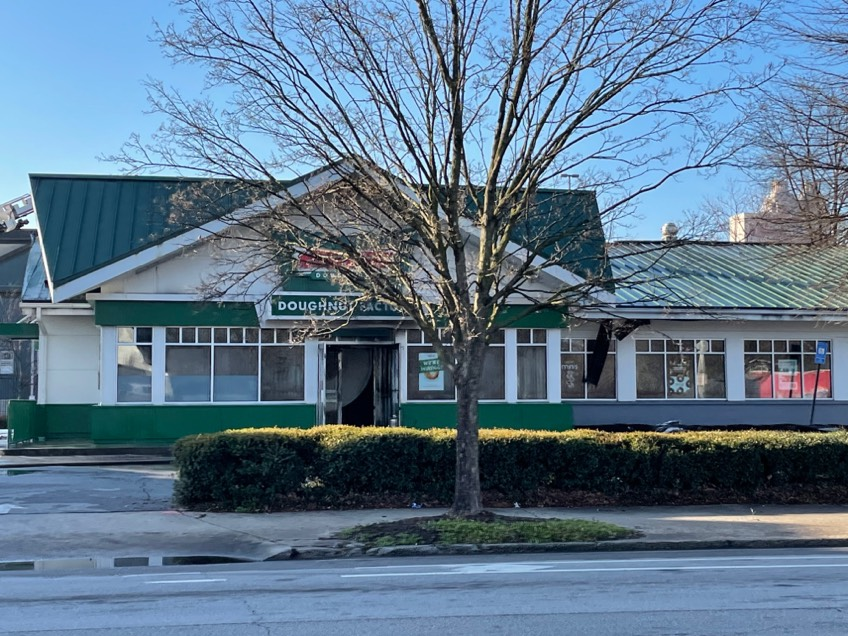 Shaquille O'Neal's Historic Atlanta Krispy Kreme Damaged By Raging Fire ...