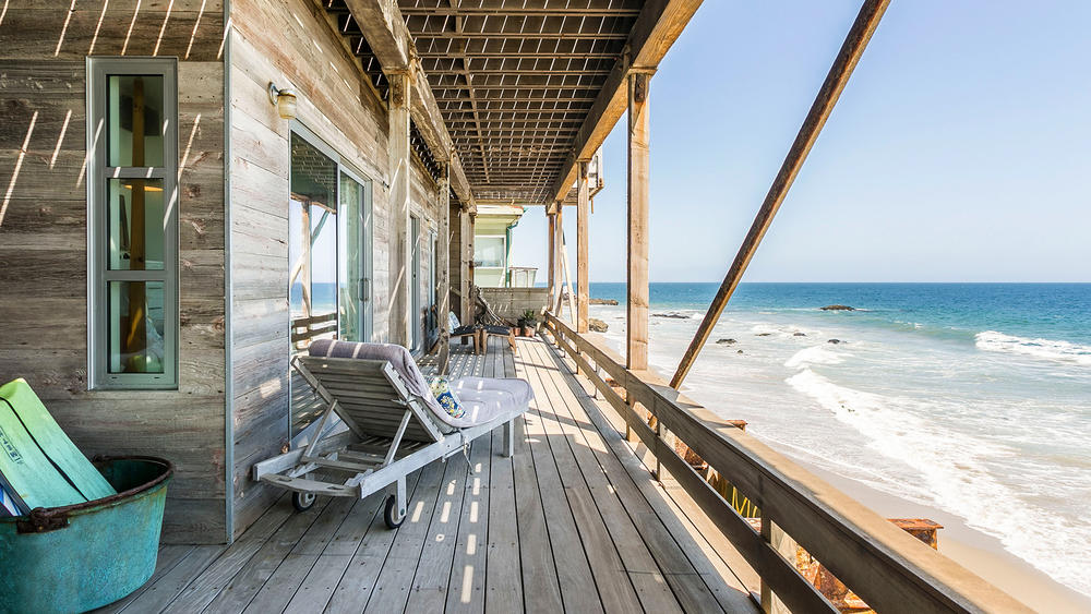 Airbnb beach house rental