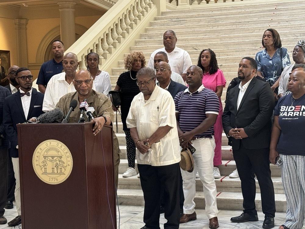 Black faith leaders reaffirm support for President Biden at the Capitol