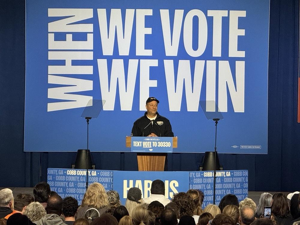 Second gentleman Doug Emhoff speaks to the crowd at the Cobb Galleria on Nov. 3, 2024.