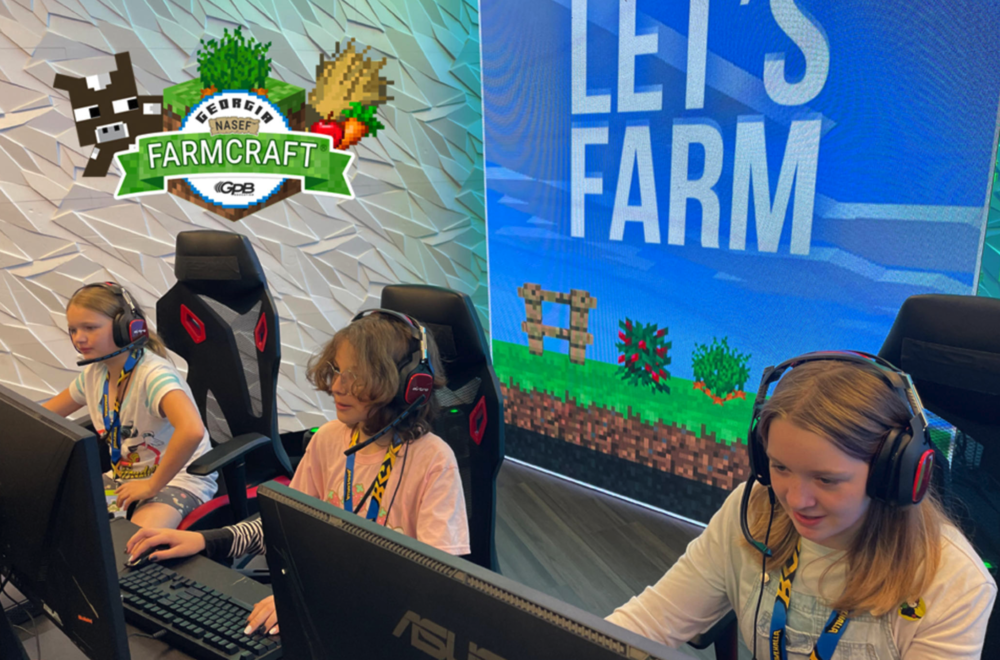 students participating in farmcraft