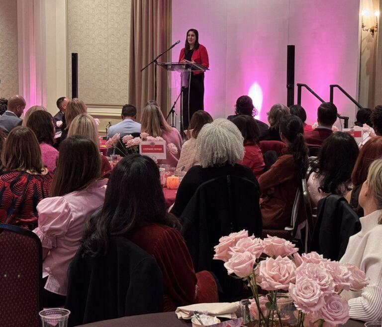 Avery Davis Bell speaks at Planned Parenthood’s “Roses for Roe” fundraiser in Atlanta last week. Jill Nolin/Georgia Recorder