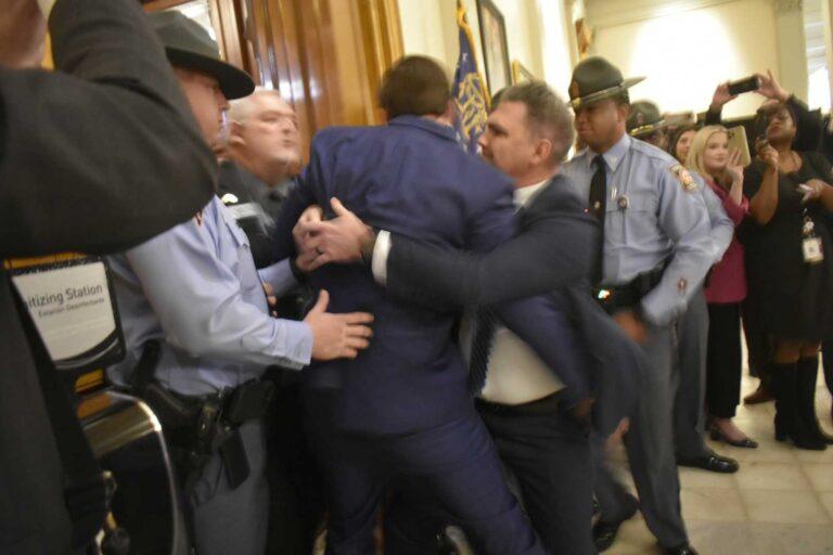  Sen. Colton Moore struggles to enter the Georgia House in January 2025. Ross Williams/Georgia Recorder