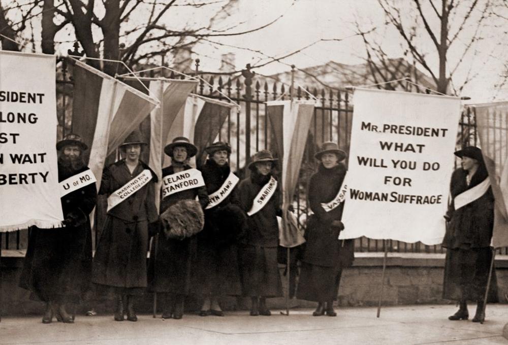 Suffragettes protest