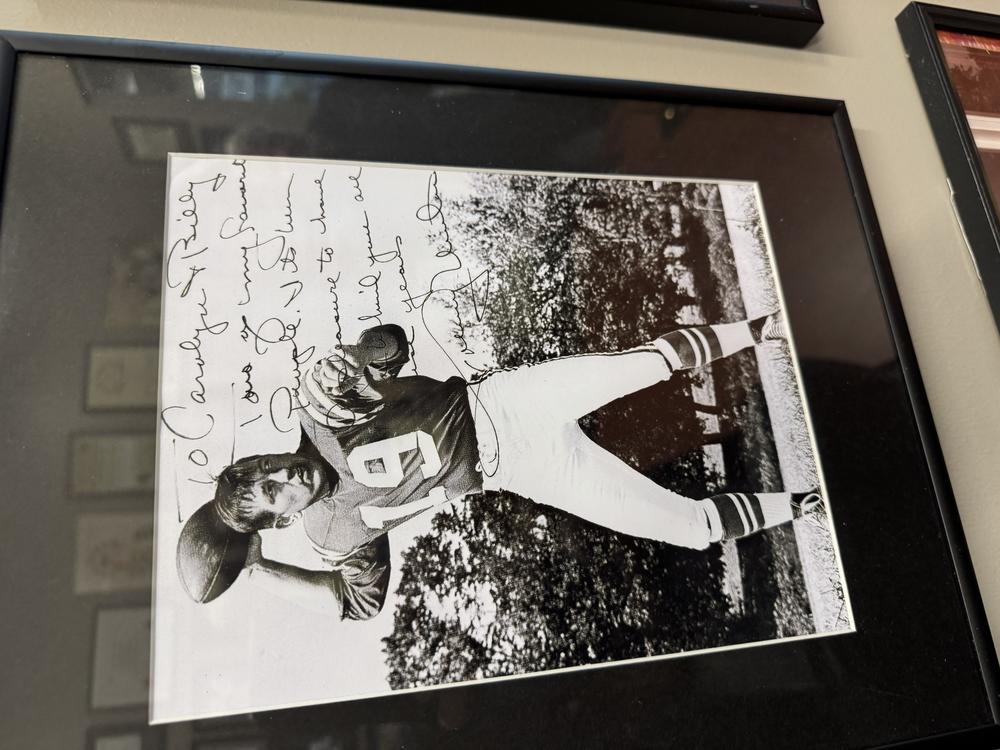 Autographed Billy Curry photo