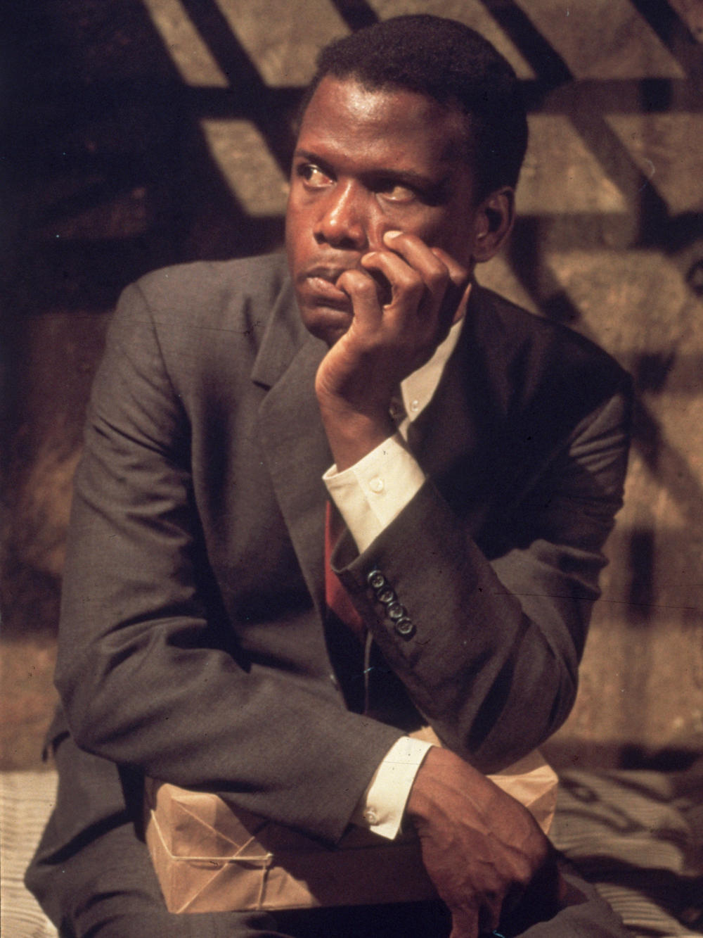 Sidney Poitier played Philadelphia detective Virgil Tibbs in <em>In the Heat of the Night.</em><strong></strong>