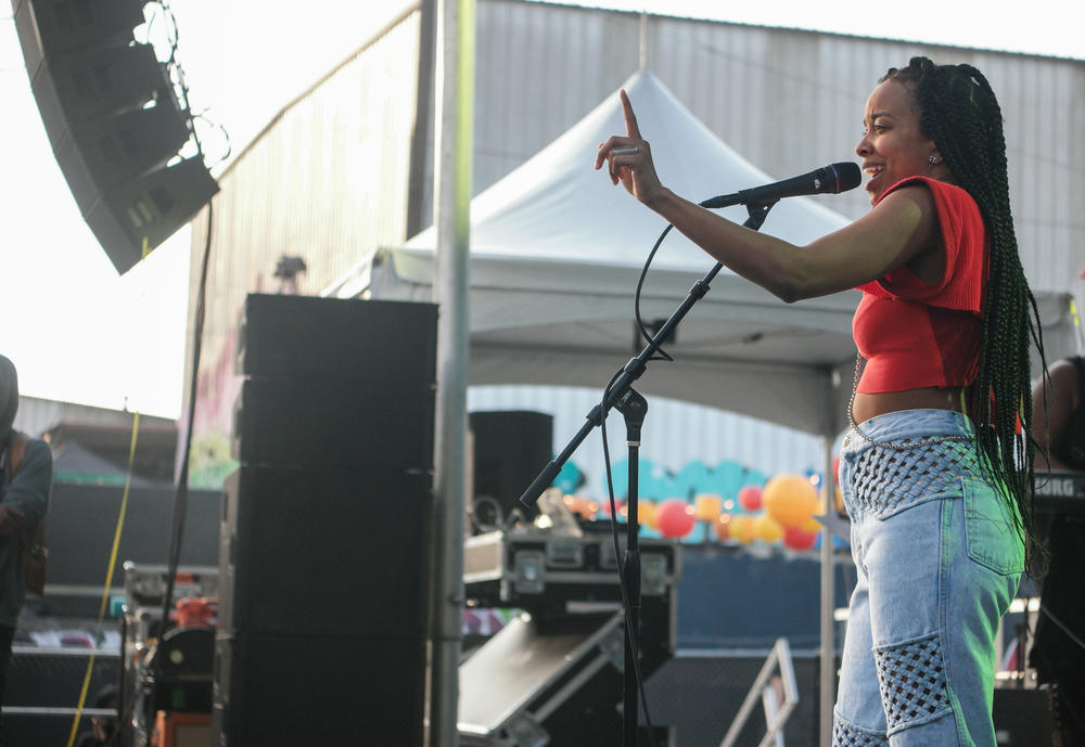 Jamila Woods, a Chicago-based American soul singer, songwriter and poet.