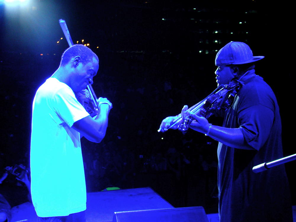 Black Violin performing in Dubai in 2007