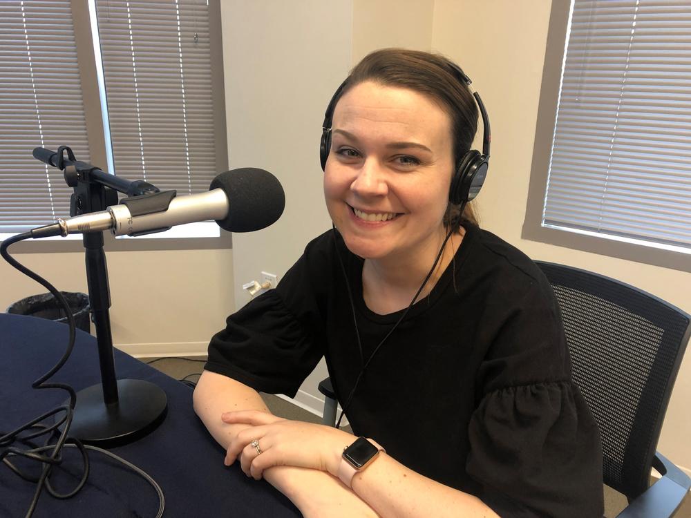Host of "Contagious Conversations" podcast Claire Stinson