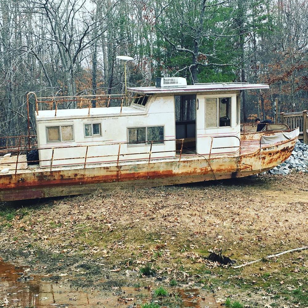 An abandonded houseboat, nicknamed 