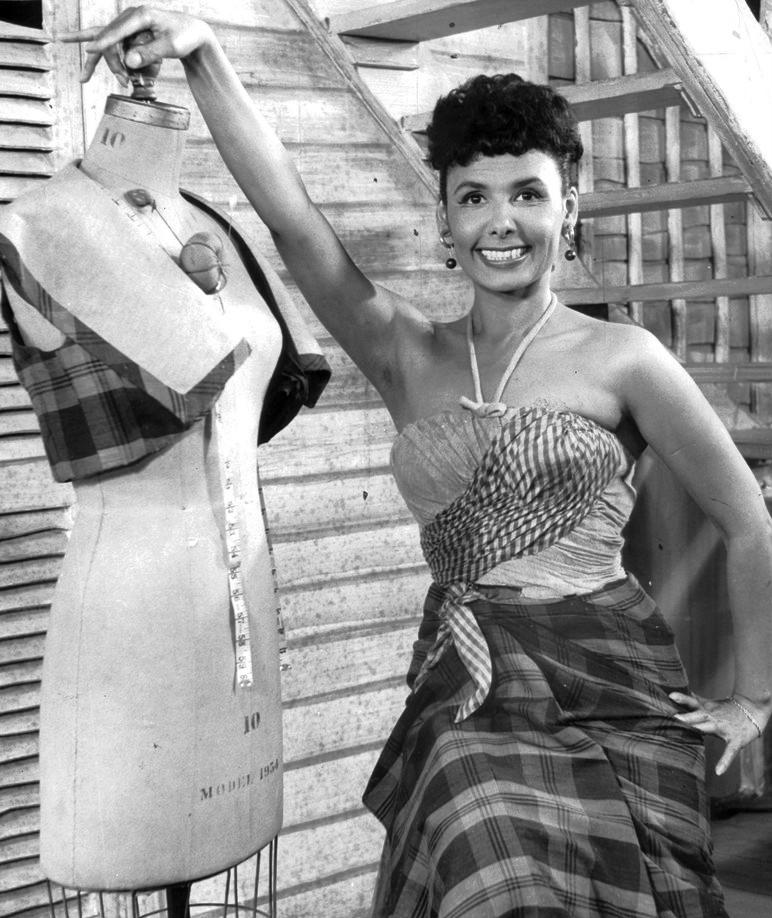 Publicity photo of Lena Horne from her own stage show 