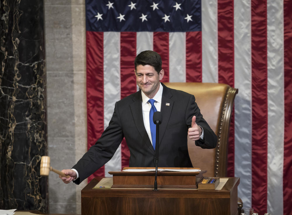House Speaker Paul Ryan of Wis. gavels in the members of the House of Representatives after administering the oath as the 115th Congress convenes on Capitol Hill in Washington, Tuesday, Jan. 3, 2017. 