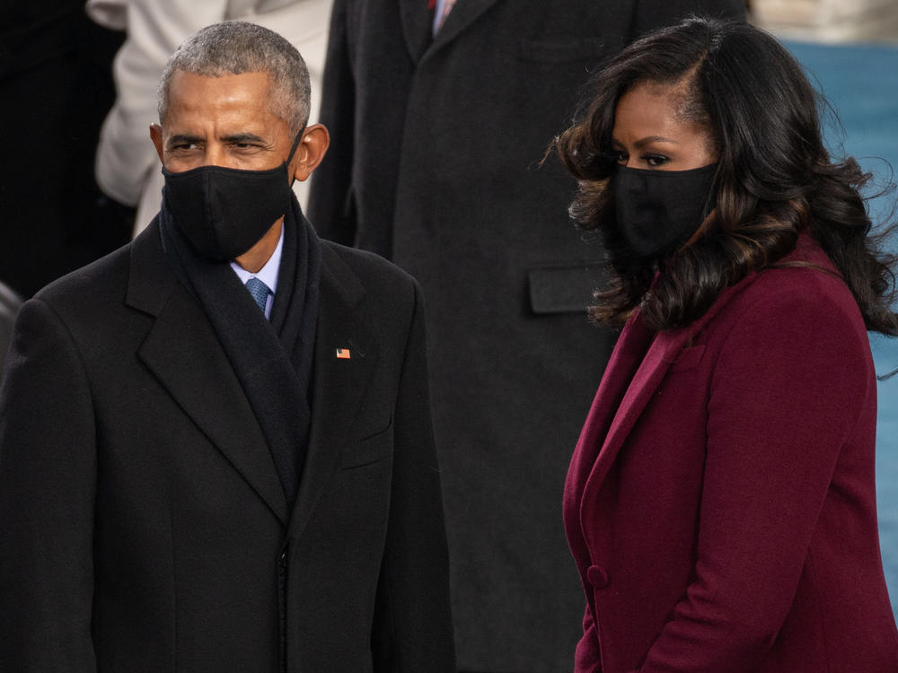 Former President Barack Obama and former first lady Michelle Obama arrive at President Biden's inauguration.