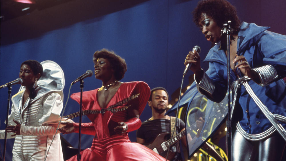 Labelle (from left: Nona Hendryx, Sarah Dash, Patti LaBelle) performs on <em>Soul Train,</em> Episode 154, which aired Oct. 18, 1975.