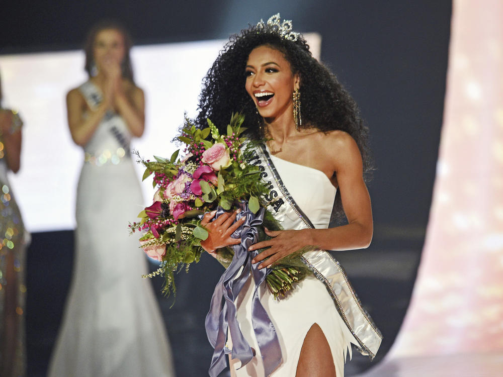 Miss North Carolina Cheslie pictured as she Kryst wins the 2019 Miss USA final competition in Reno, Nev., in 2019. Kryst, a correspondent for the entertainment news program <em>Extra</em>, has died at age 30.