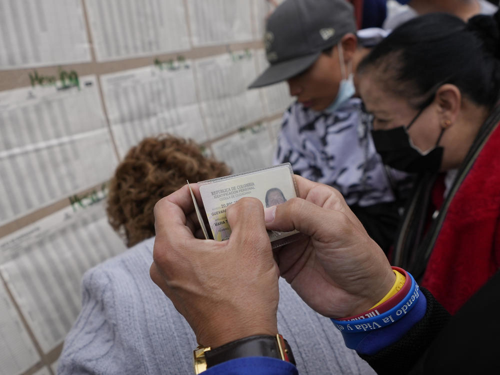 Colombians Vote For A New Congress And Presidential Candidates ...