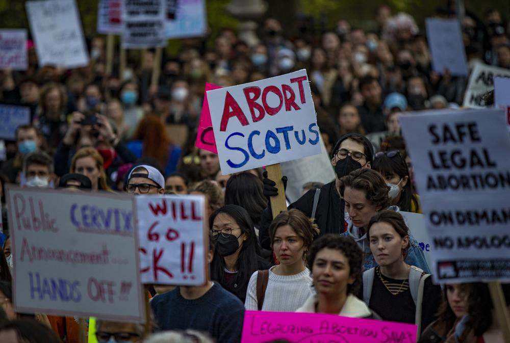 <strong>BOSTON</strong>: Thousands of protesters gather during the Defend Abortion Rights rally at the Massachusetts State House.