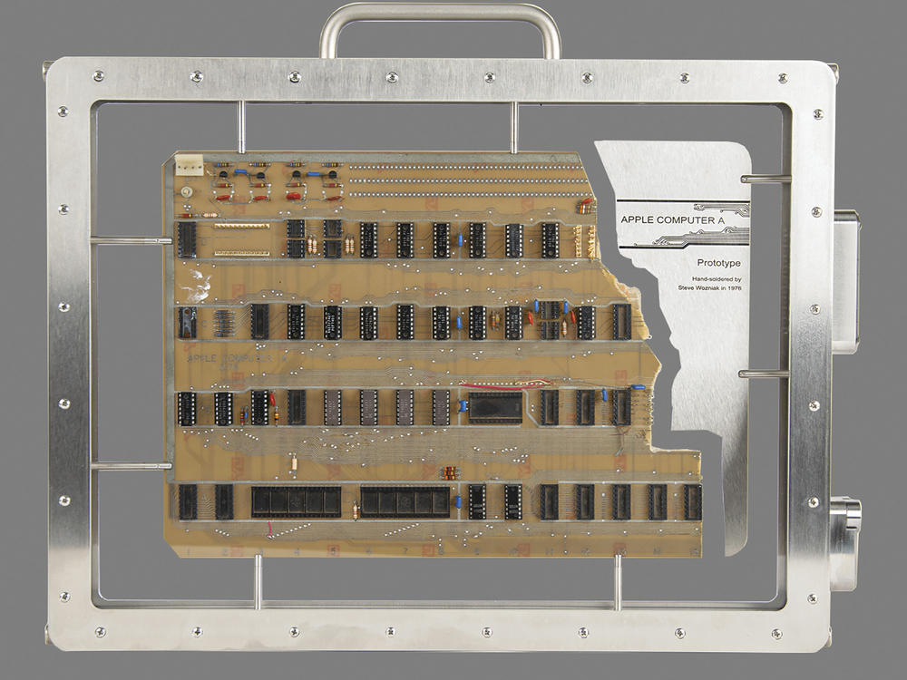 This authenticated Apple-1 Computer prototype was sold for $677,196 this week, Boston-based RR Auction said.
