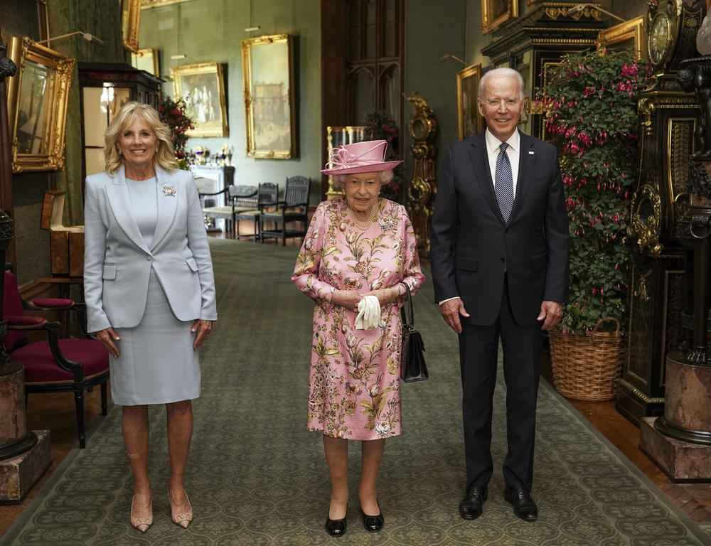 <strong>June 13, 2021: </strong> Queen Elizabeth II (center) with United States President Joe Biden and First Lady Jill Biden in the Grand Corridor during their visit to Windsor Castle in Windsor, England.