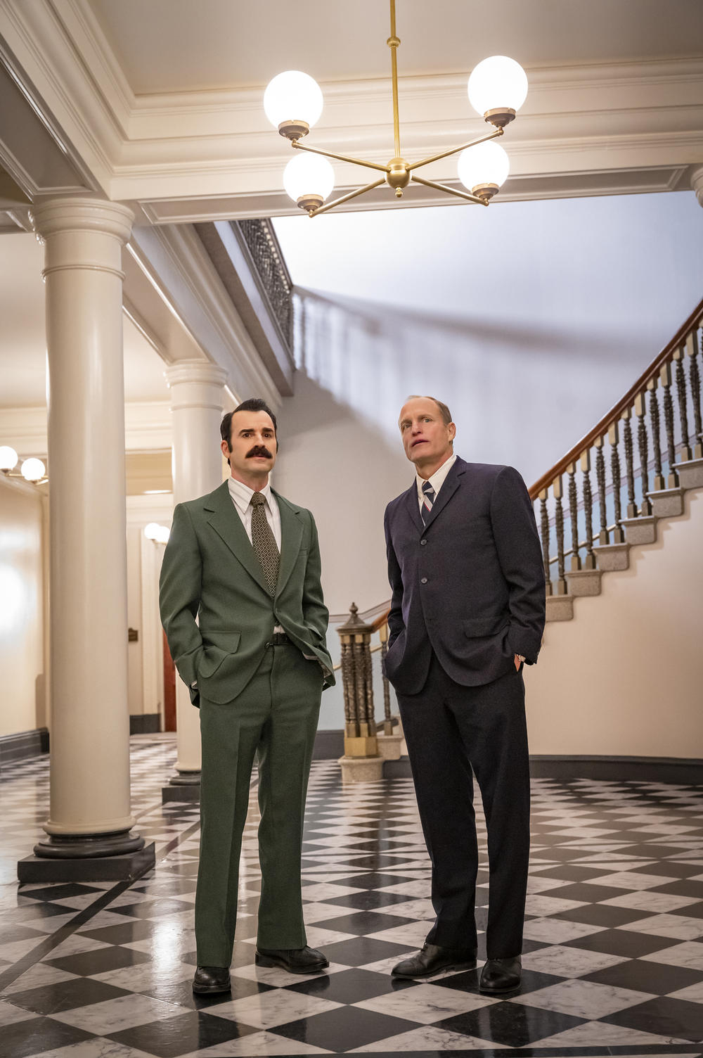 The actors Justin Theroux (left) and Woody Harrelson star in the HBO miniseries <em>White House Plumbers.</em>