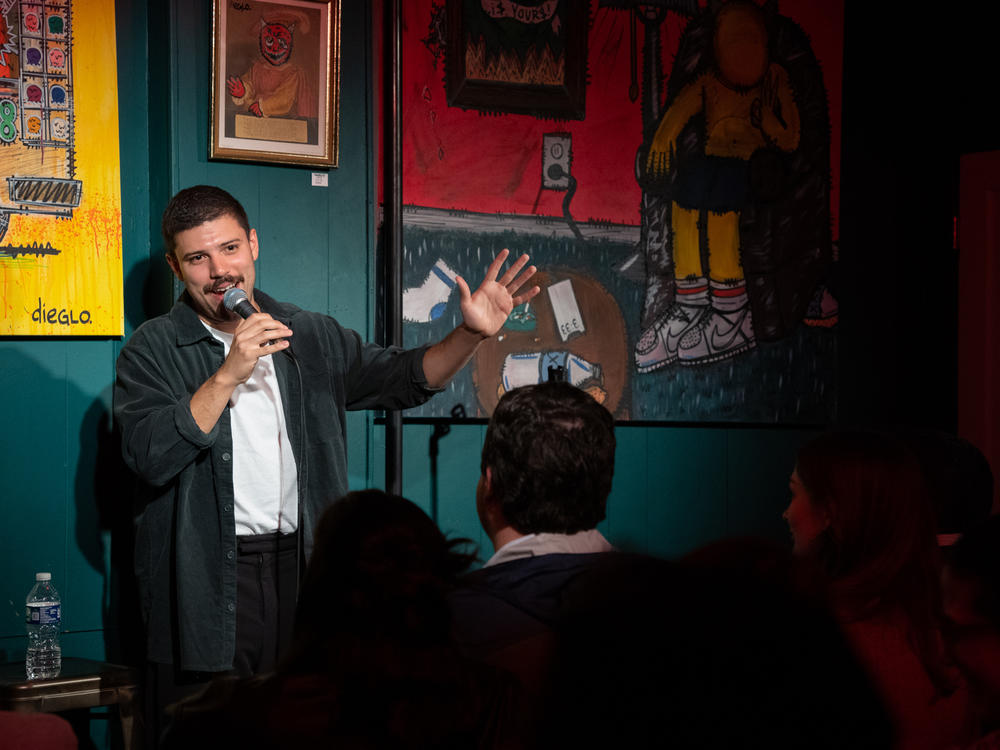 At a 'Gente Funny' show, only bilingual audience members are in on