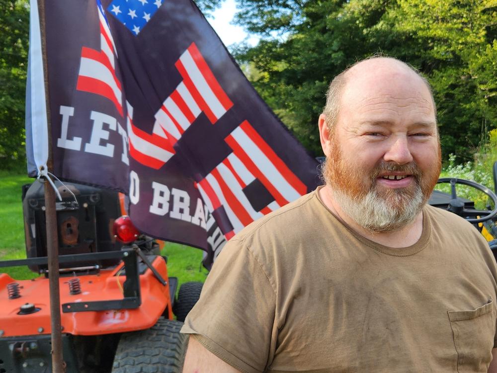 James Batchelder of West Topsham, Vermont believes the US has no national interest helping defend Ukraine. Many of the right-wing American media outlets he trusts are telling him Ukraine is a corrupt society.