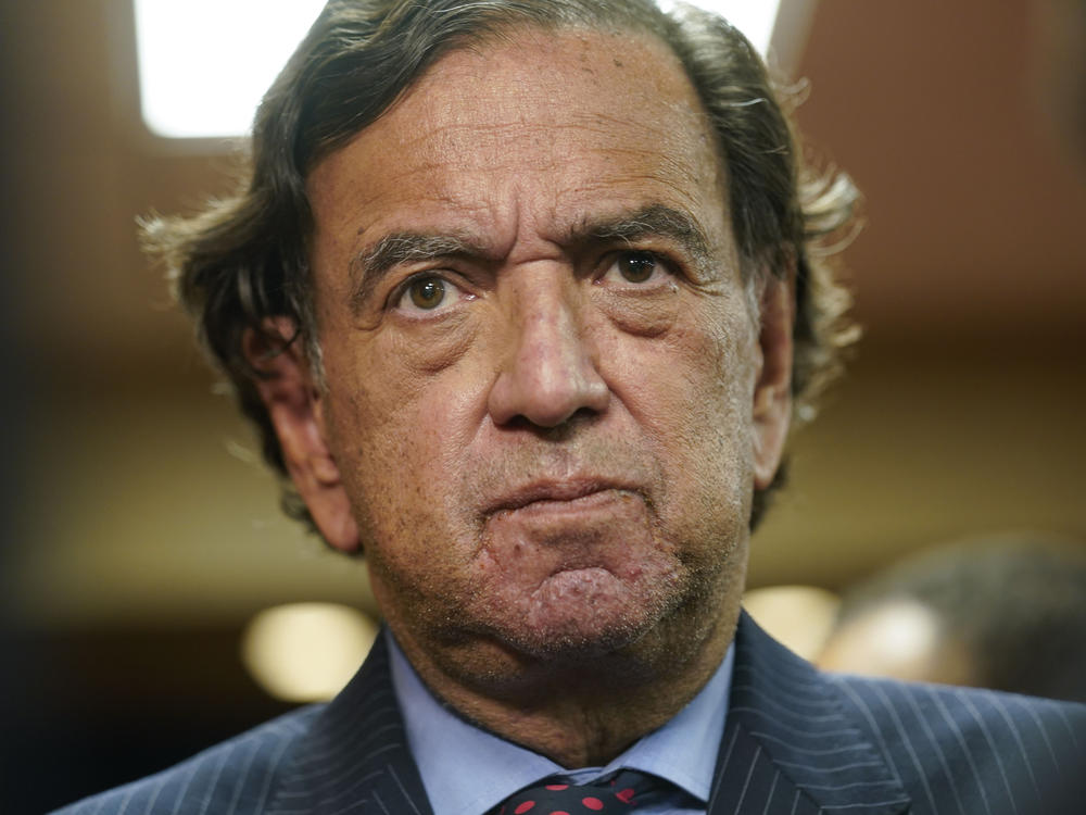Former U.S. diplomat Bill Richardson speaks to reporters after a news conference in New York in 2021.