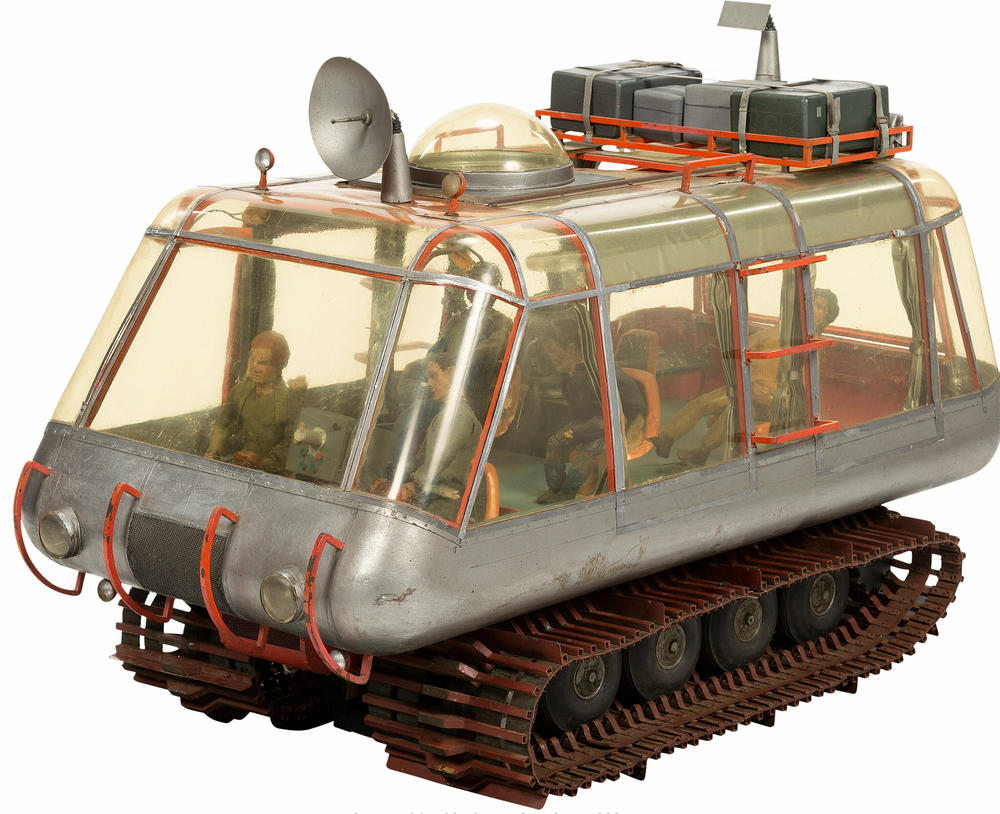 This miniature of the world-exploring chariot from the 1960s TV show <em>Lost in Space</em> is up for auction. The show based its full-size version of the vehicle on a 1965 Snow Cat.