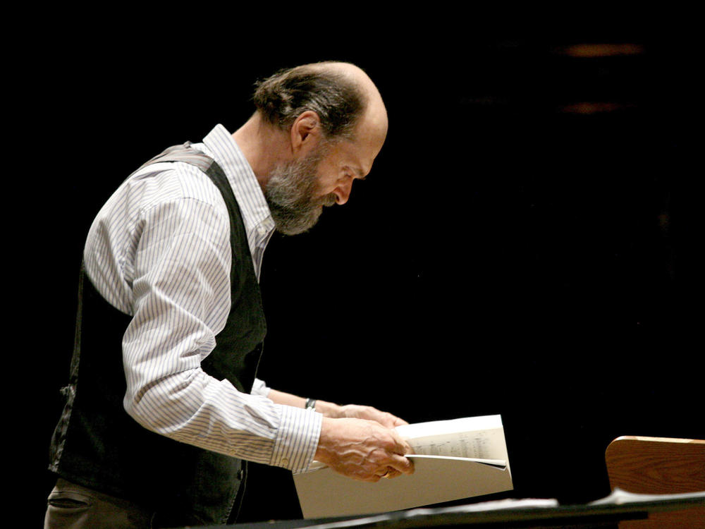 The new album of music by Estonian composer Arvo Pärt is a warm blanket of comfort in troubled times.
