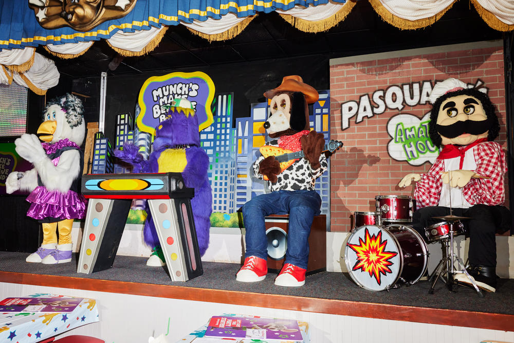 Munch's Make Believe Band performs in the birthday room at the Chuck E. Cheese in Northridge, Calif. By the end of next year, this animatronic band will be the only one left in the U.S. as the chain remodels in favor of screens and interactive dance floors.