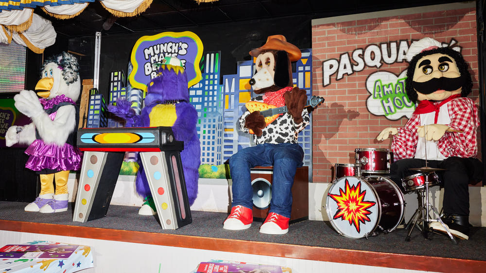 Munch's Make Believe Band performs in the birthday room at the Chuck E. Cheese in Northridge, Calif. By the end of next year, this animatronic band will be the only one left in the U.S. as the chain remodels in favor of screens and interactive dance floors.