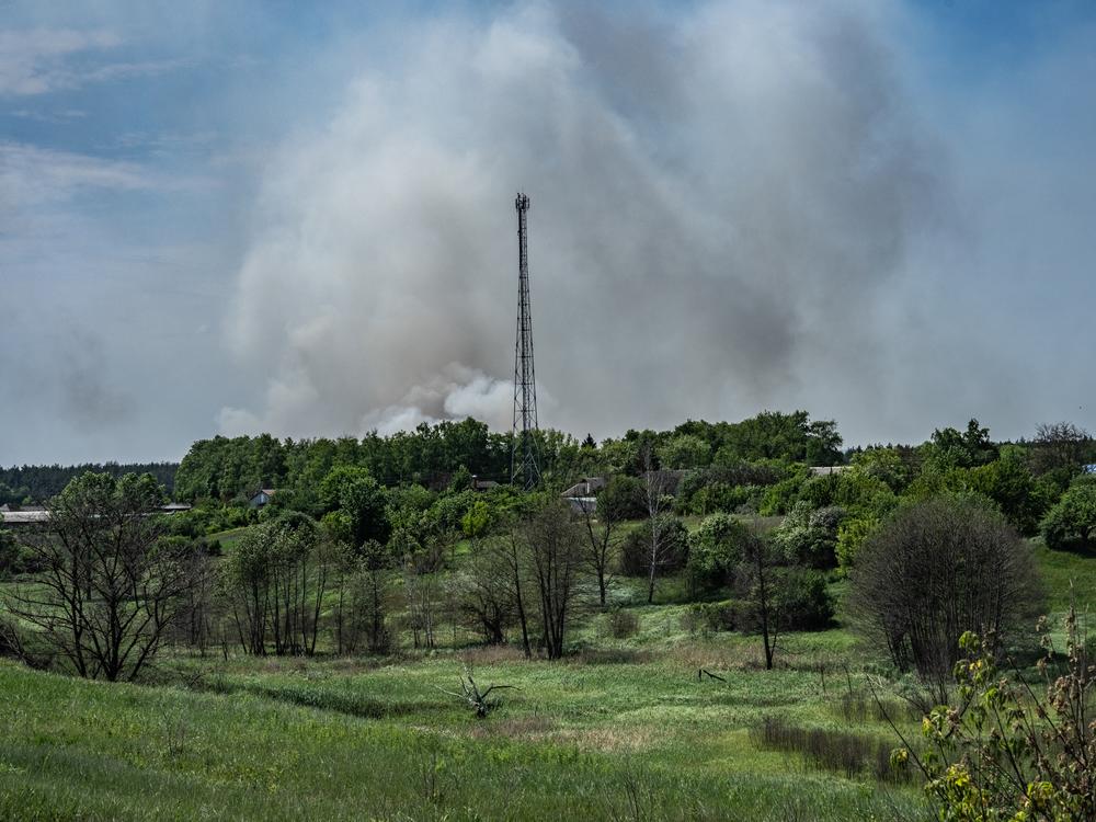 Smoke is seen on the horizon in Ukraine's Kharkiv region, May 29. 