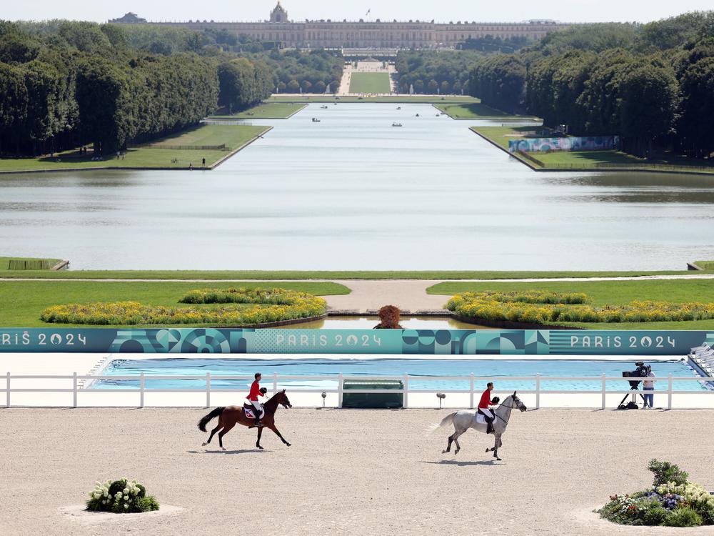 The venue that hosted the Olympics equestrian events sits on the estate of Versailles, and the palace can be seen from the grandstand. 