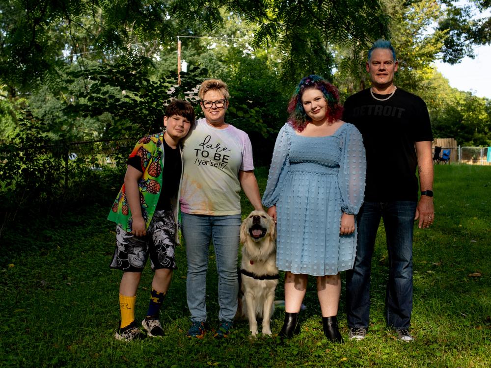 The Lanivich Family: Drexel Lanivich, 12, mom Margaret, Lopez, Lilla and dad Ian Lanivich in Rochester, Mich.