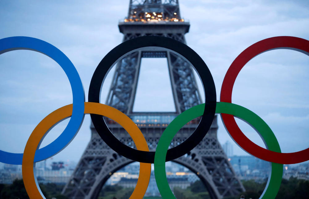 Olympic rings to celebrate the IOC official announcement that Paris won the 2024 Olympic bid are seen in front of the Eiffel Tower at the Trocadero square in Paris, France, September 14, 2017. Photo by Christian Hartmann/REUTERS
