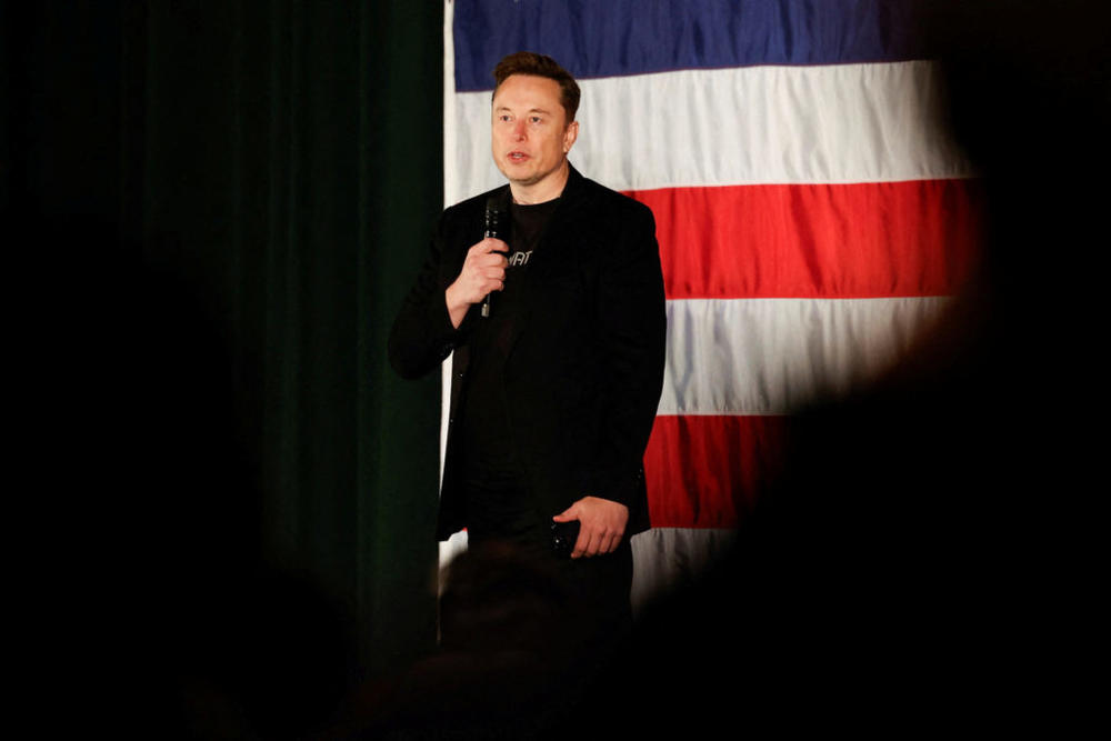 Tesla CEO and X owner Elon Musk, who supports Republican presidential nominee former U.S. President Donald Trump, speaks about voting during an America PAC Town Hall in Folsom, Pennsylvania, U.S., October 17, 2024. REUTERS/Rachel Wisniewski