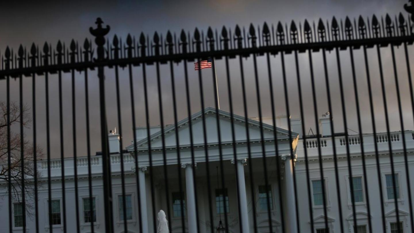 November 13, 2019 - PBS NewsHour full episode: asset-mezzanine-16x9