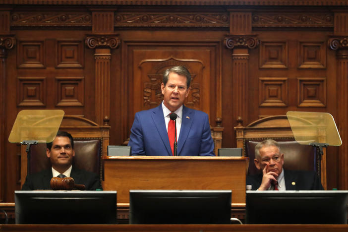 Governor Brian Kemp speaking to the General Assembly in January 2020.