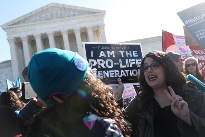 Is the Supreme Court looking to overturn Roe v. Wade? Here's what one expert thinks