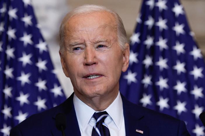 News Wrap: Biden sanctions Israeli settlers in West Bank accused of attacking Palestinians