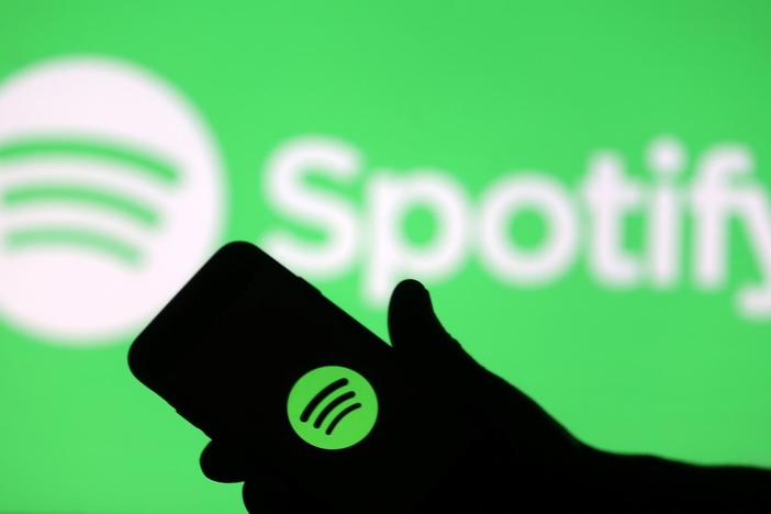 How society should deal with misinformation on Spotify