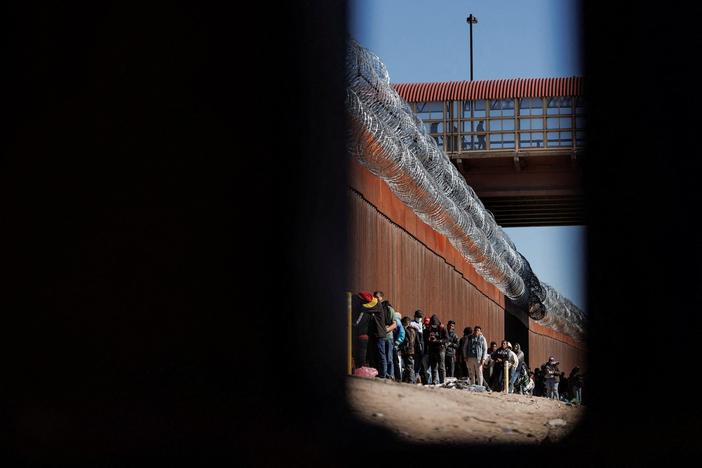 News Wrap: Supreme Court rules Title 42 border policy will stay in place indefinitely