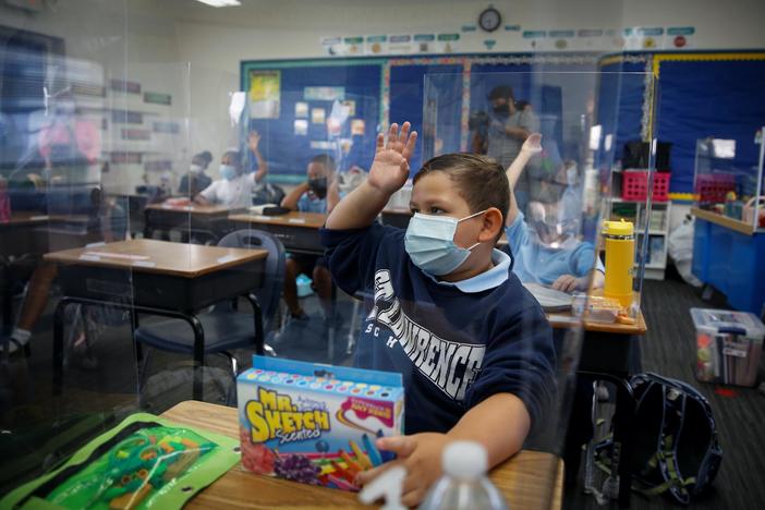 Examining the politicization of school mask mandates in Florida's Broward County