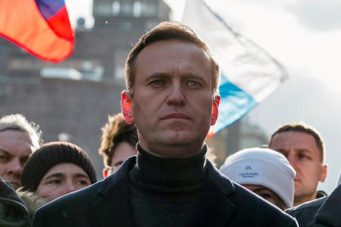 News Wrap: Jailed Russian opposition leader Alexei Navalny is facing new criminal charges