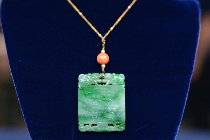 Appraisal: 19th-Century Jadeite Necklace , from Tucson Hr 2.