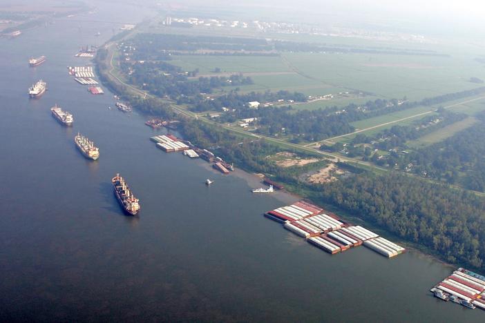 Climate change is jeopardizing trade along the Mississippi River