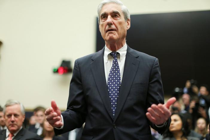 News Wrap: Appeals court rules DOJ must share Mueller grand jury material