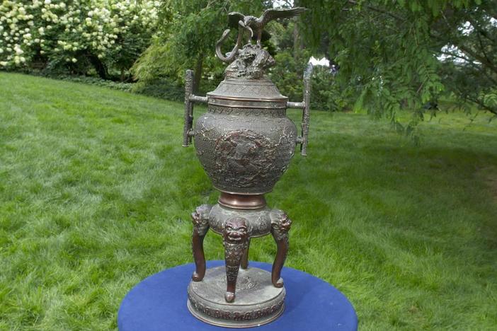 Appraisal: Meiji Period Japanese Bronze Vase